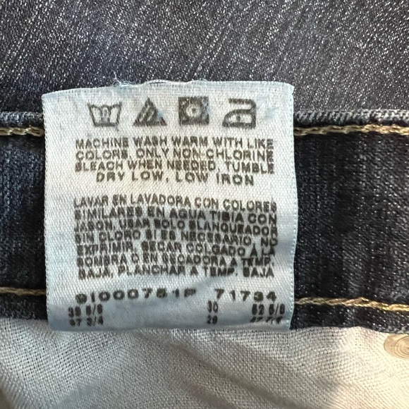 Riders by Lee Women’s Blue Relaxed Fit Jeans 18P Petite 29” Inseam - Picture 6 of 8